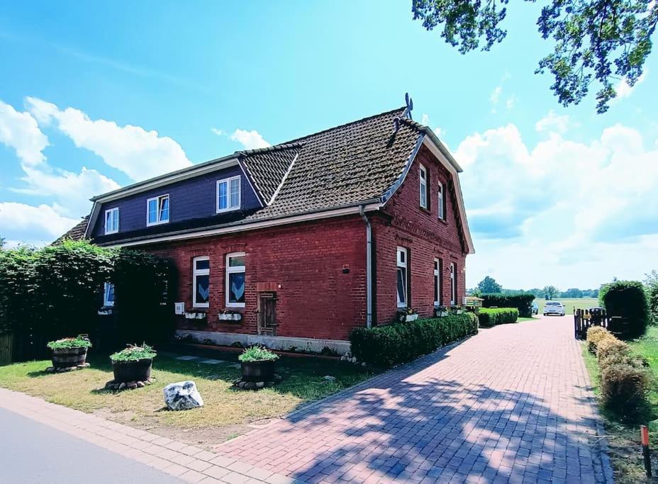 Ruhiges Exzellenz-Appartement Diana Im Elb-Urstromtal - Fast Wlan, Good For Long-Terms Bleckede Eksteriør billede